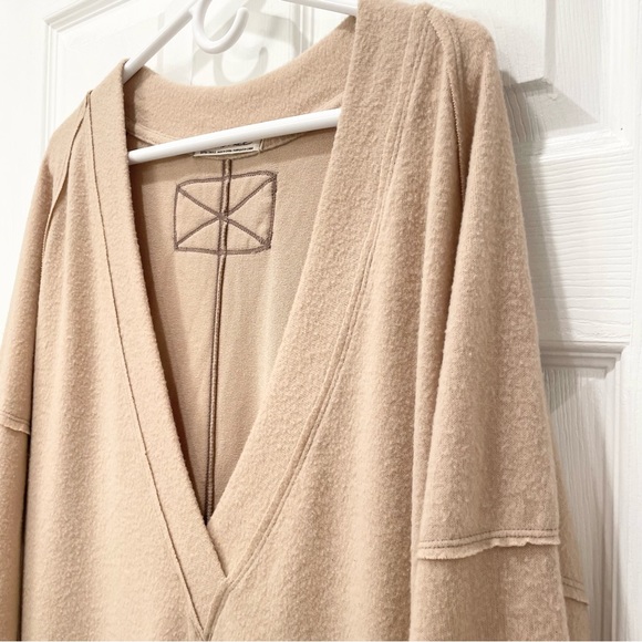 We The Free Over Sized Tunic - Picture 4 of 16